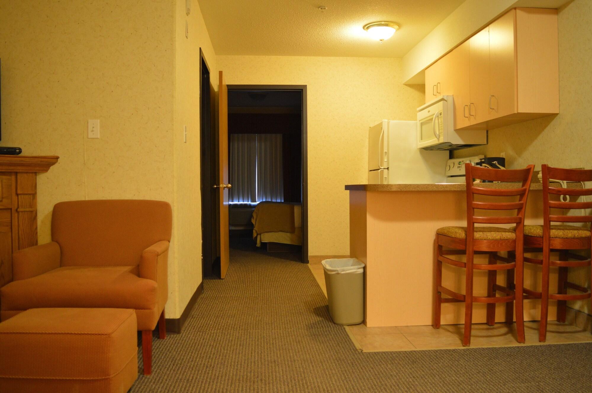 Super 8 By Wyndham Grande Prairie Hotel Ngoại thất bức ảnh